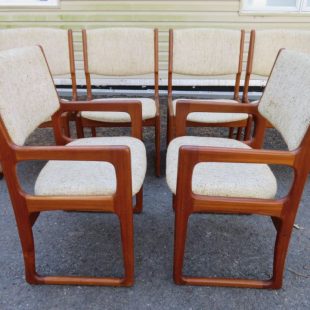 Kursi Kafe Mid Century Danish Jok Sofa