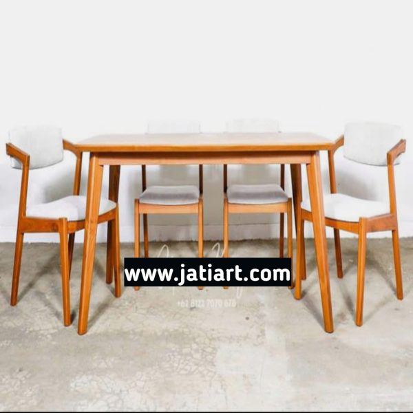 meja makan