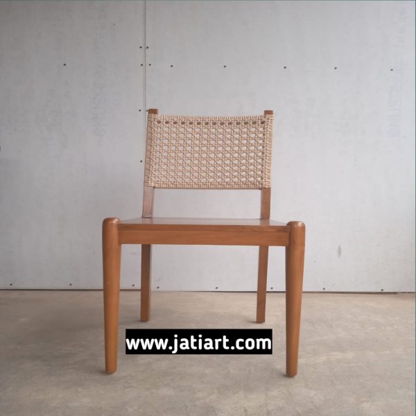 kursi rotan tebal