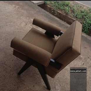 pierre lounge chair